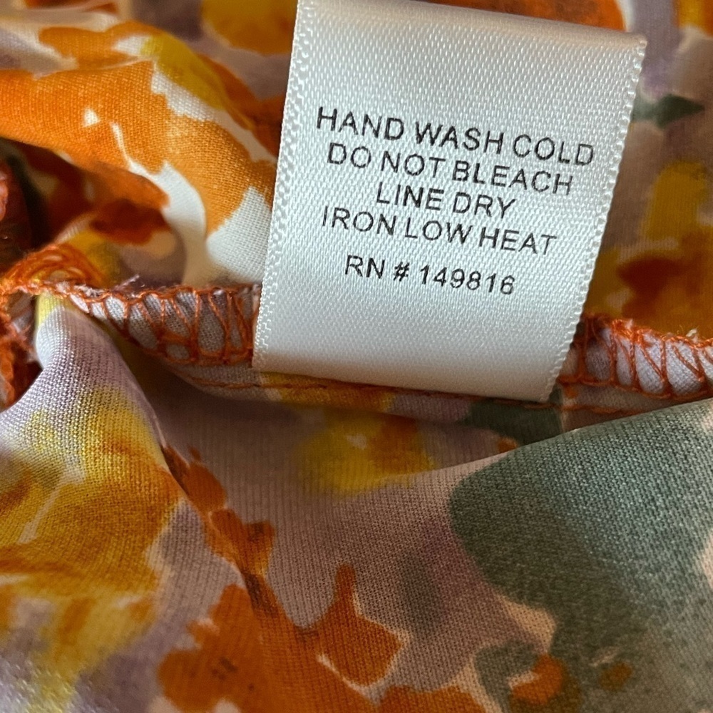 NWT. Fore Claire crop top - Picture 7 of 7